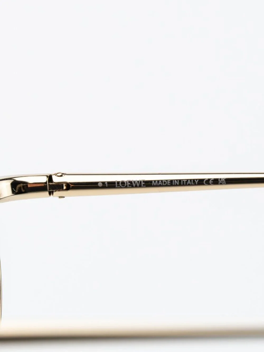 Loewe Women Sunglasses Gold Violet Round LW40152U 32Y NEW AUTHENTIC